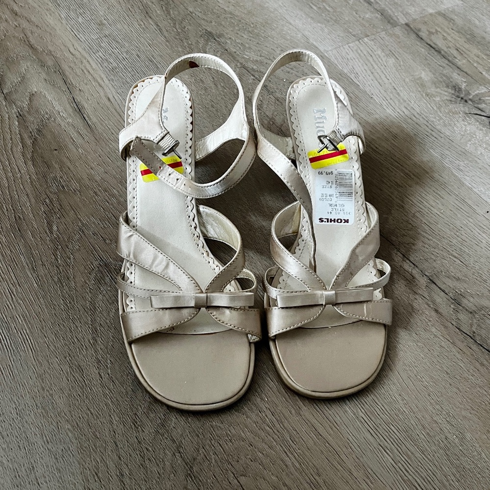 vintage mudd meryl natural heels